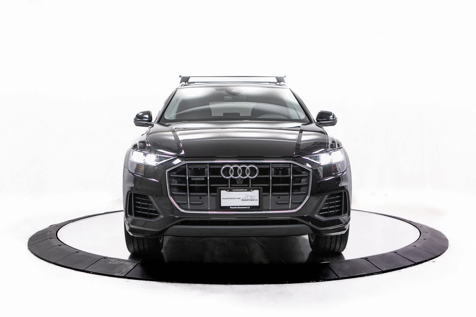 Thumbnail: 2022 Audi Q8 - 10