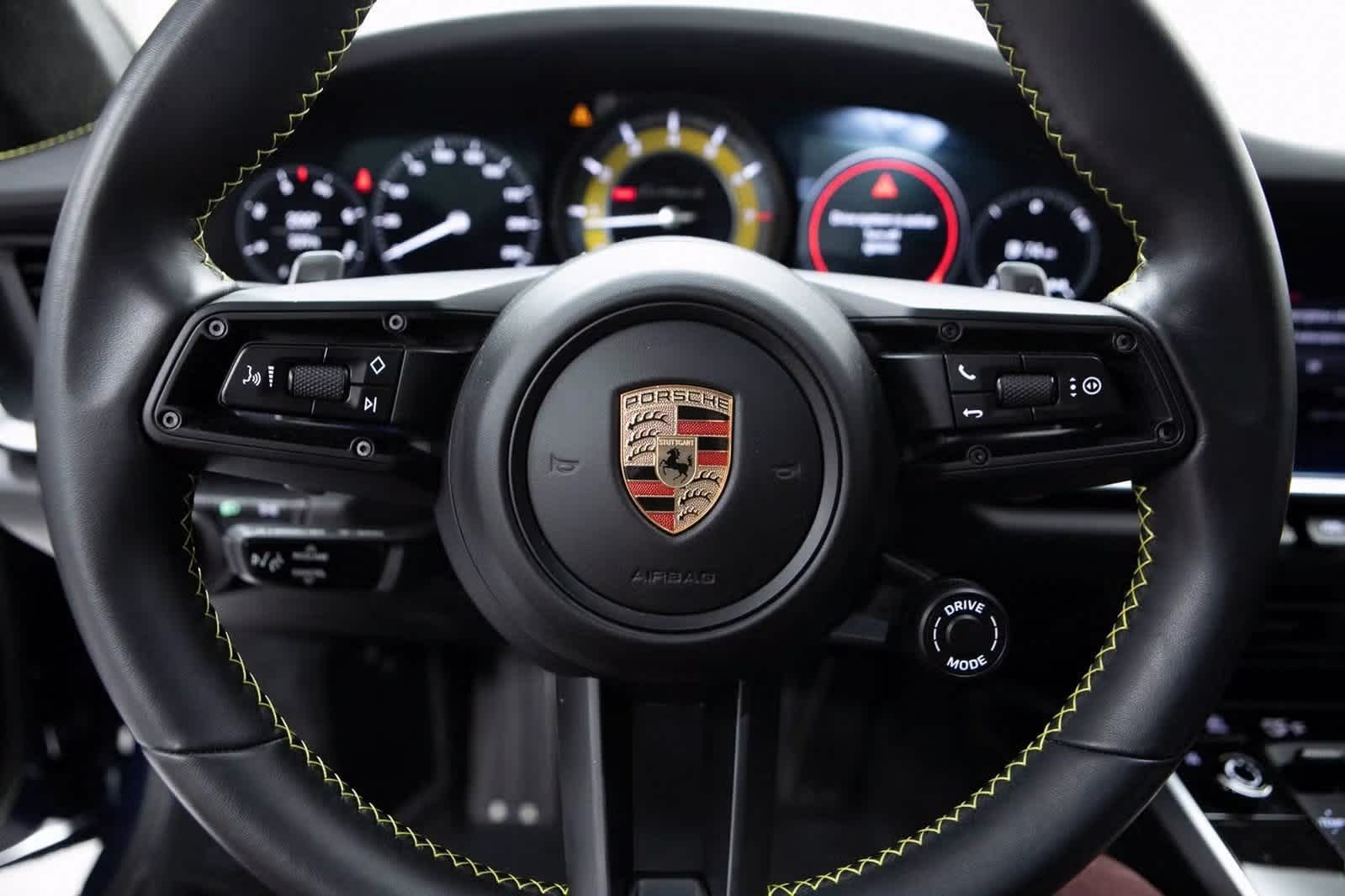 Thumbnail: 2023 Porsche 911 - 14