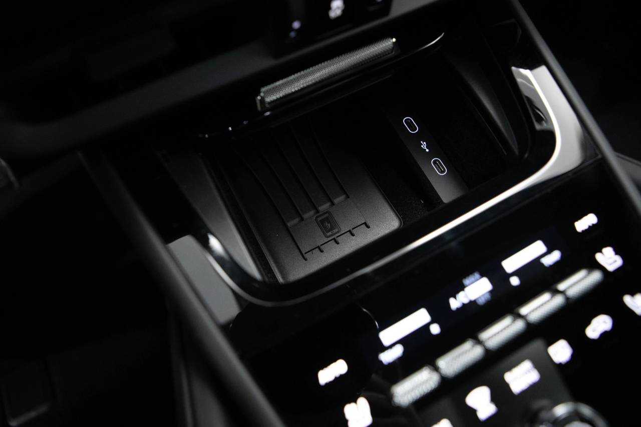 Thumbnail: 2026 Porsche Cayenne - 33