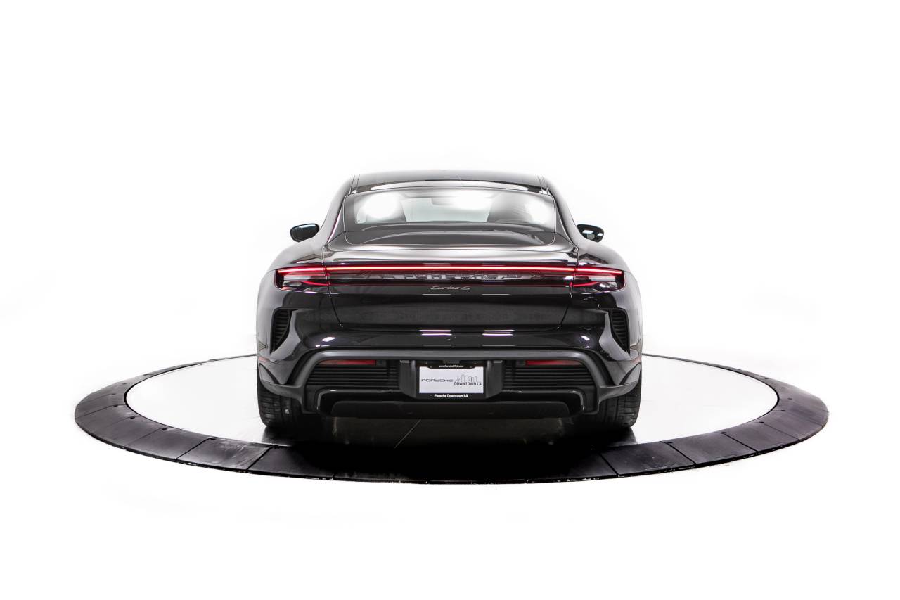 Thumbnail: 2026 Porsche Taycan - 6