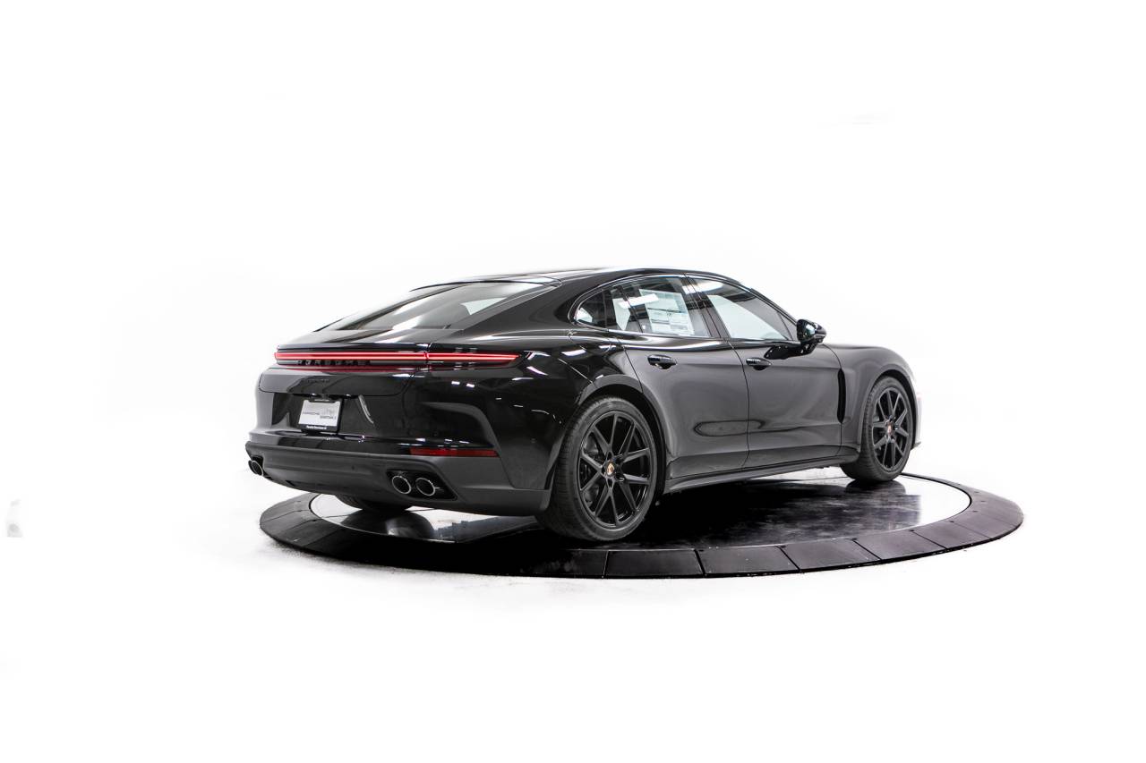 Thumbnail: 2026 Porsche Panamera - 7