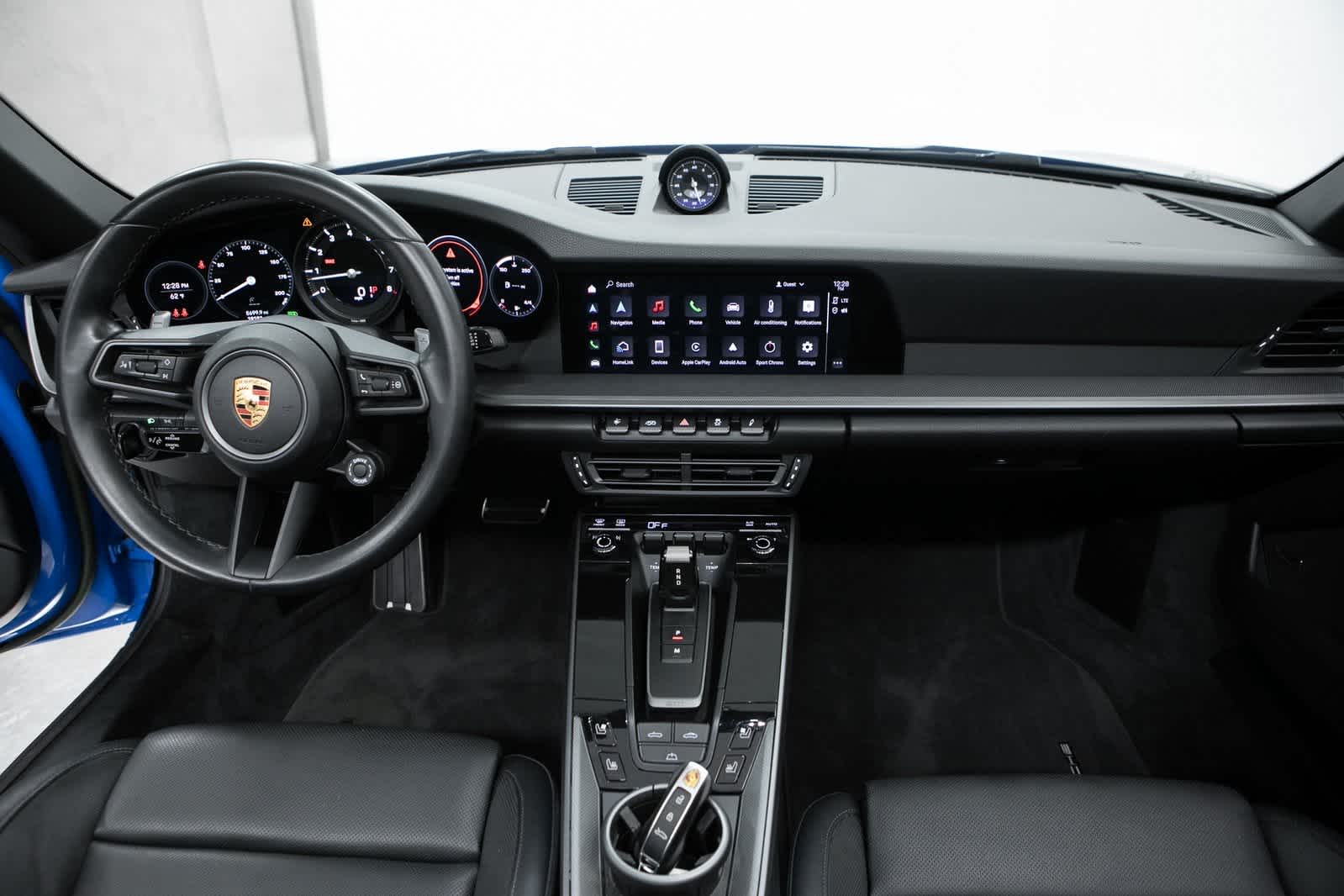 Thumbnail: 2022 Porsche 911 - 13