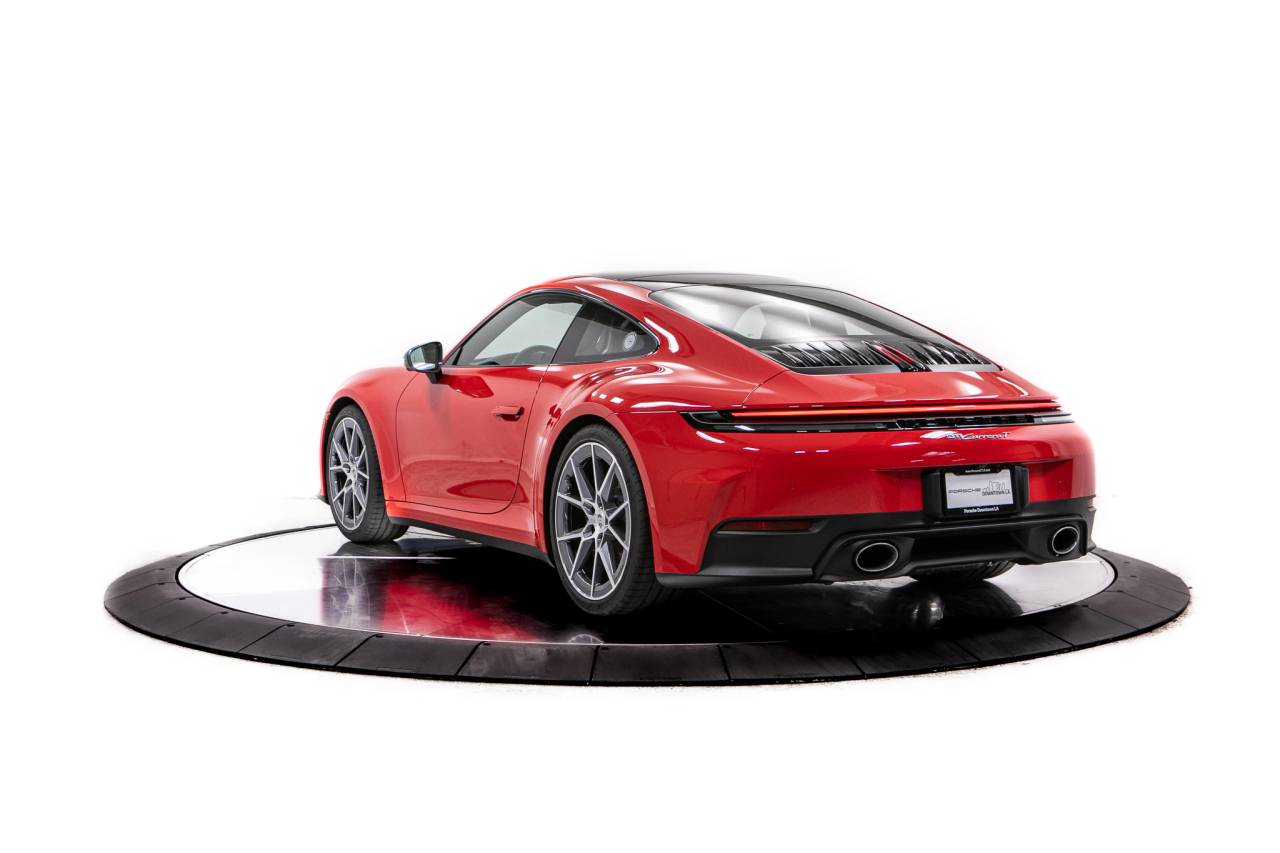 Thumbnail: 2026 Porsche 911 - 3