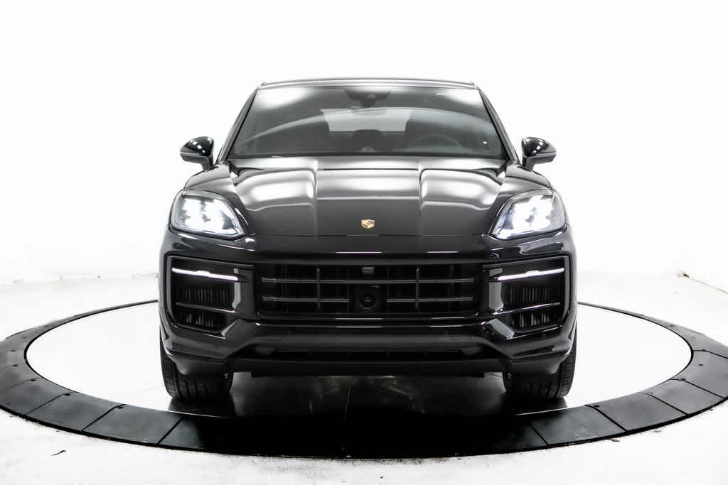 Thumbnail: 2025 Porsche  - 10