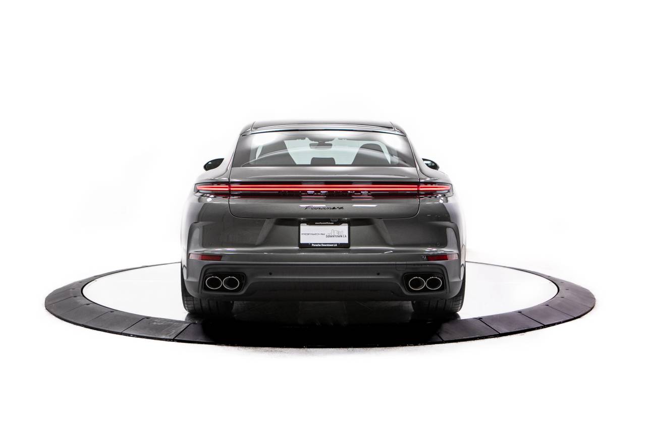 Thumbnail: 2026 Porsche Panamera - 6