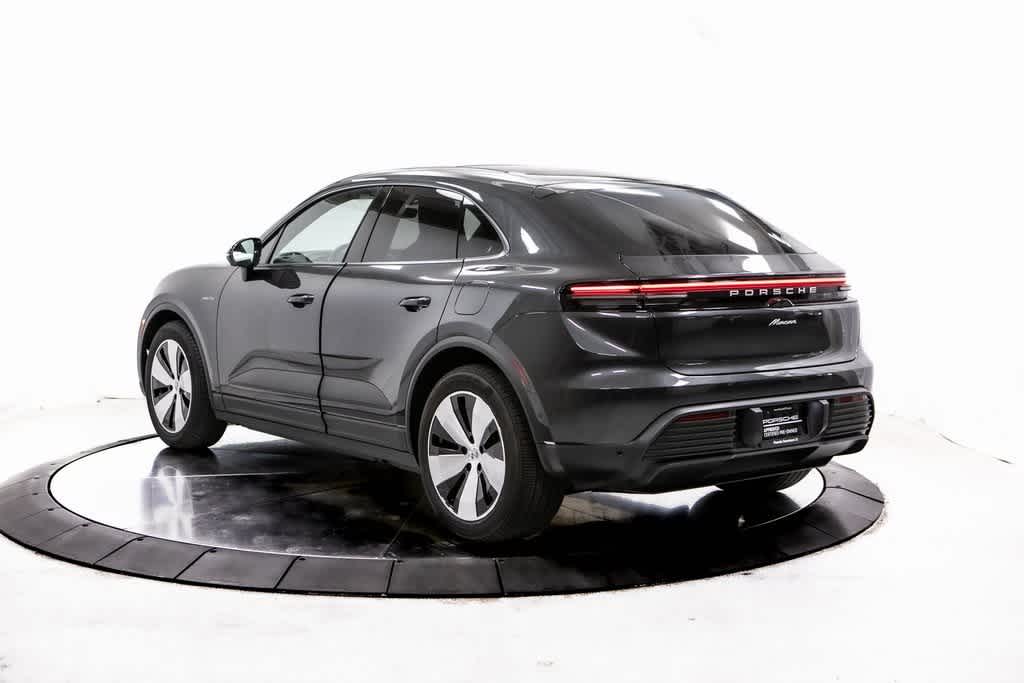 Thumbnail: 2025 Porsche Macan - 3