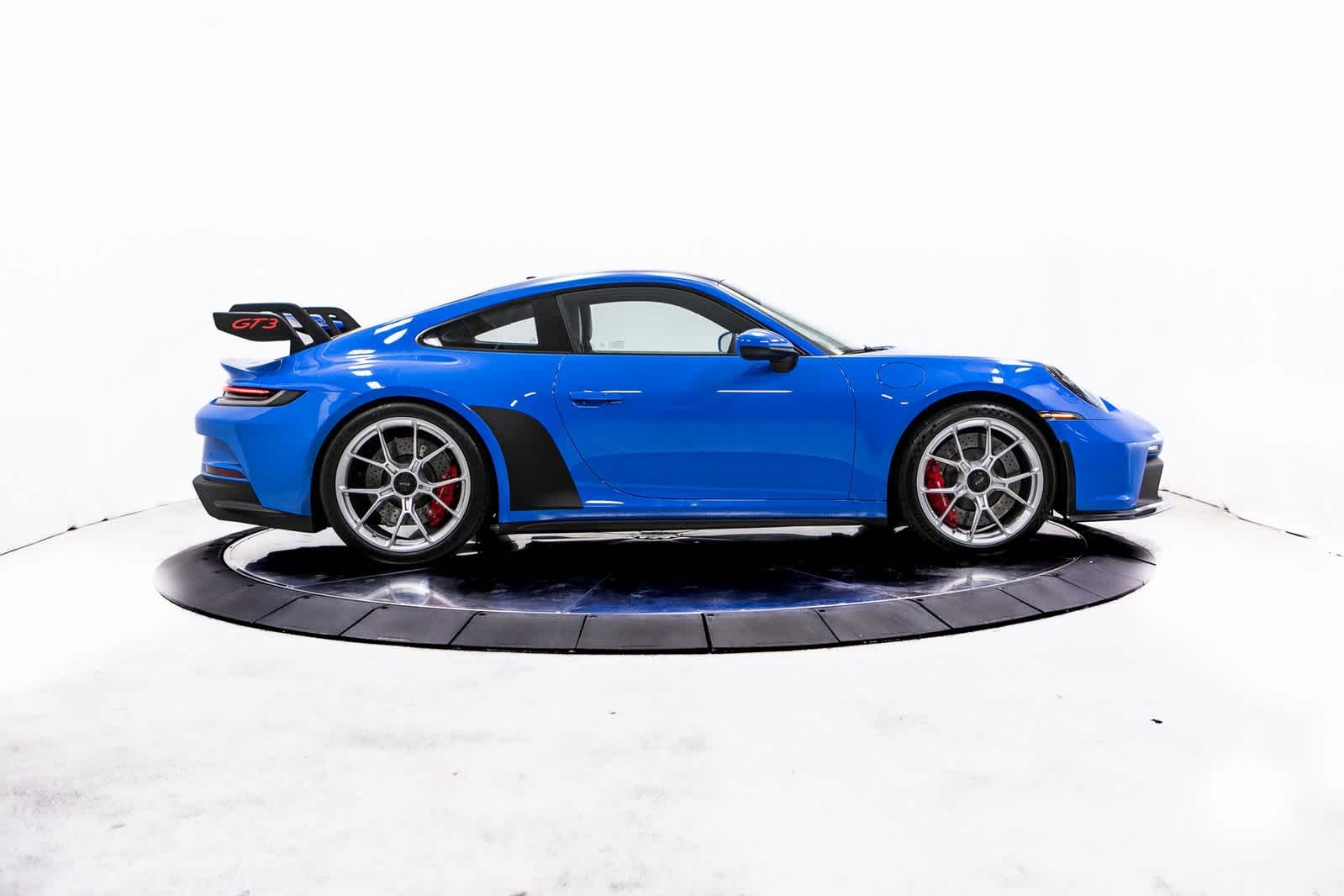 Thumbnail: 2022 Porsche 911 - 8