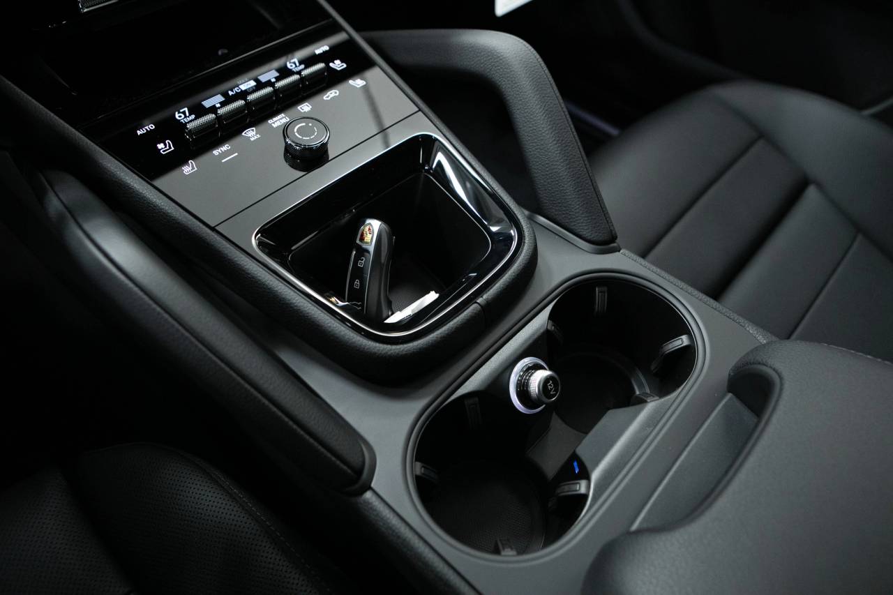 Thumbnail: 2026 Porsche Cayenne - 33