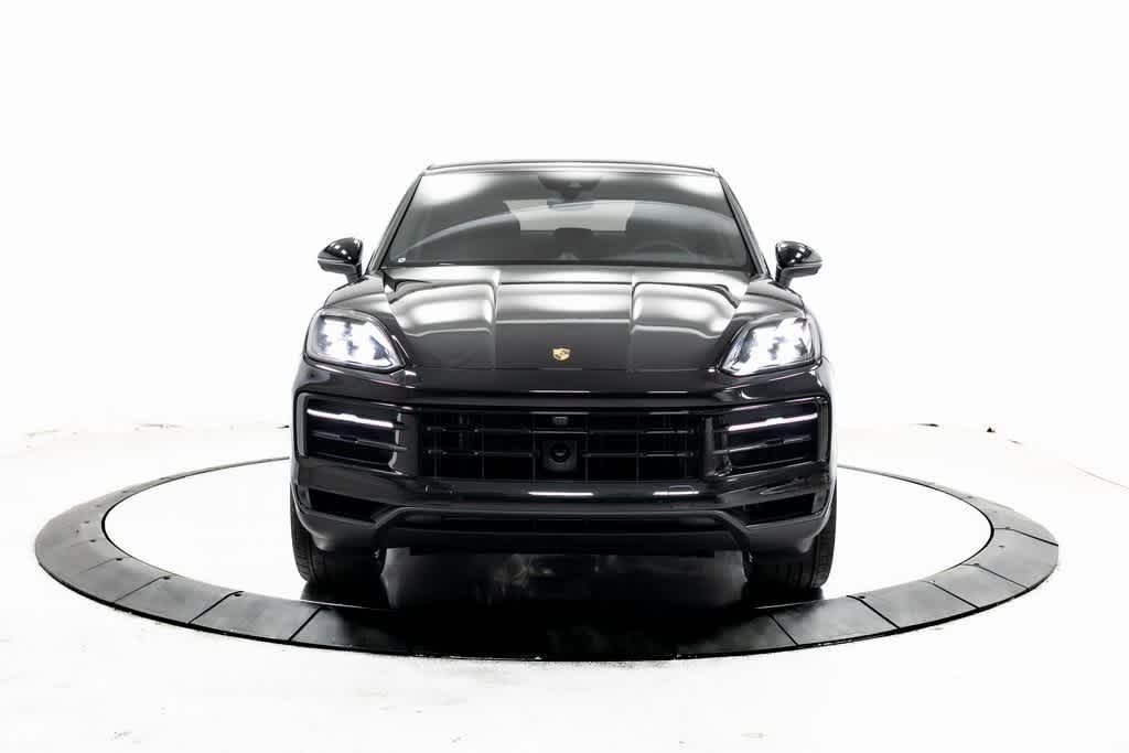 Thumbnail: 2025 Porsche  - 10