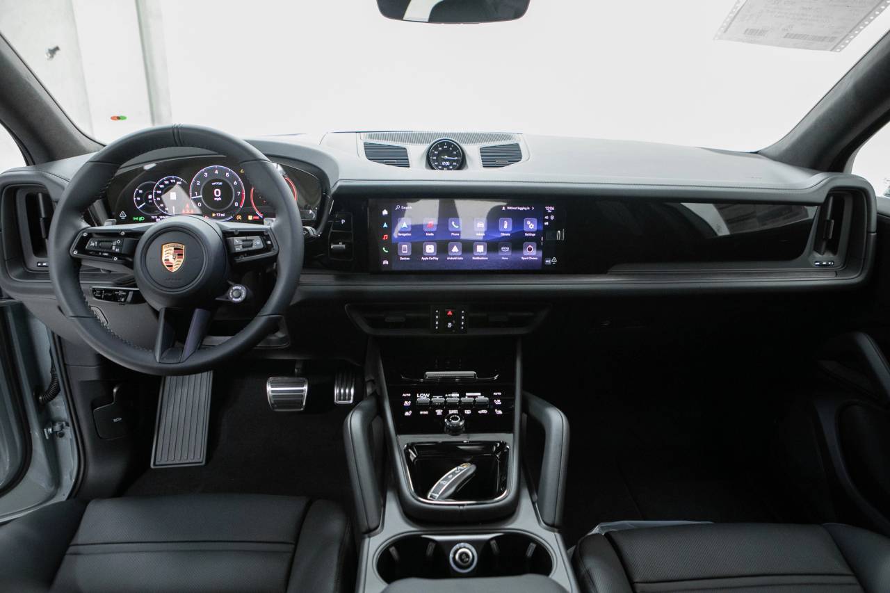 Thumbnail: 2026 Porsche Cayenne - 20