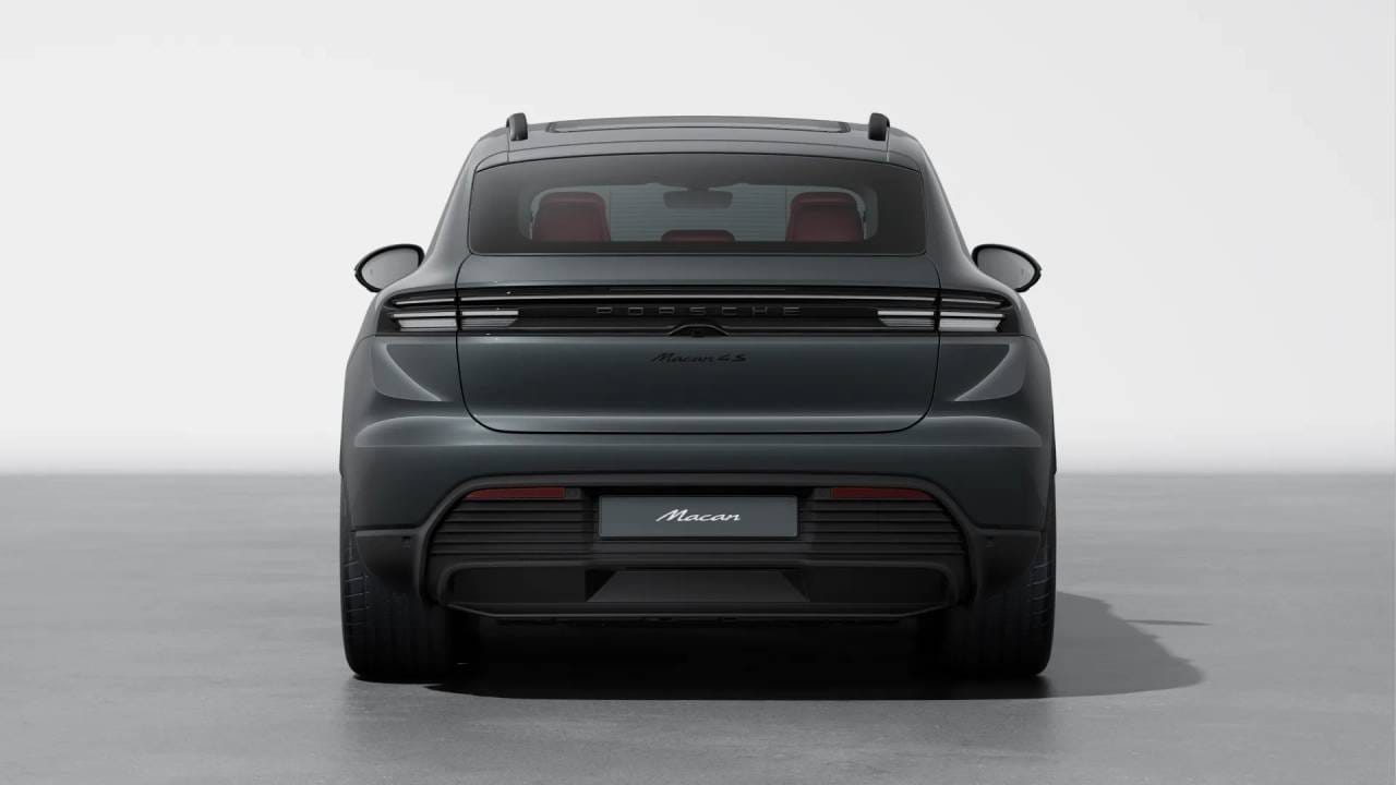 Thumbnail: 2025 Porsche Macan - 8