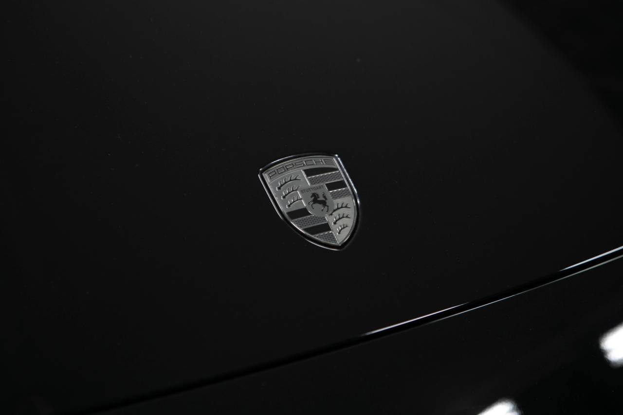 Thumbnail: 2026 Porsche Macan - 14