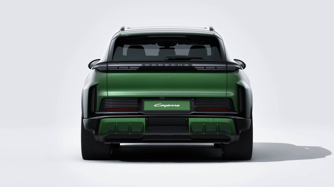 Thumbnail: 2026 Porsche Cayenne - 7