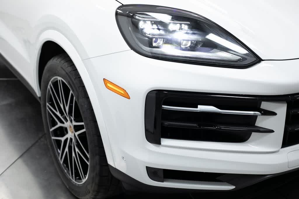 Thumbnail: 2025 Porsche Cayenne - 12