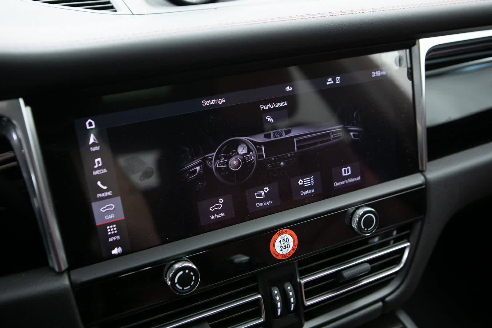 Thumbnail: 2025 Porsche Macan - 13