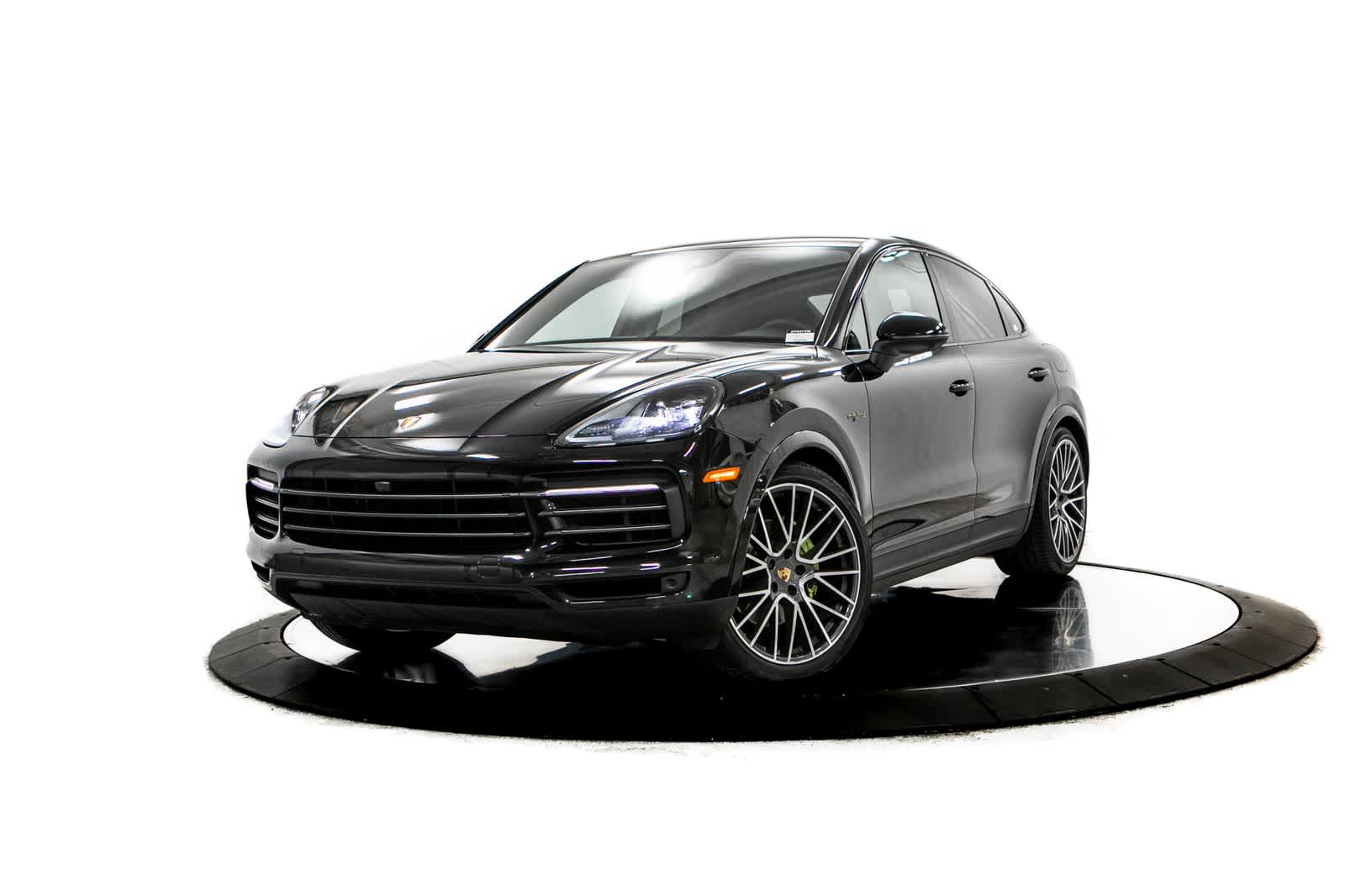 Thumbnail: 2023 Porsche Cayenne - 1