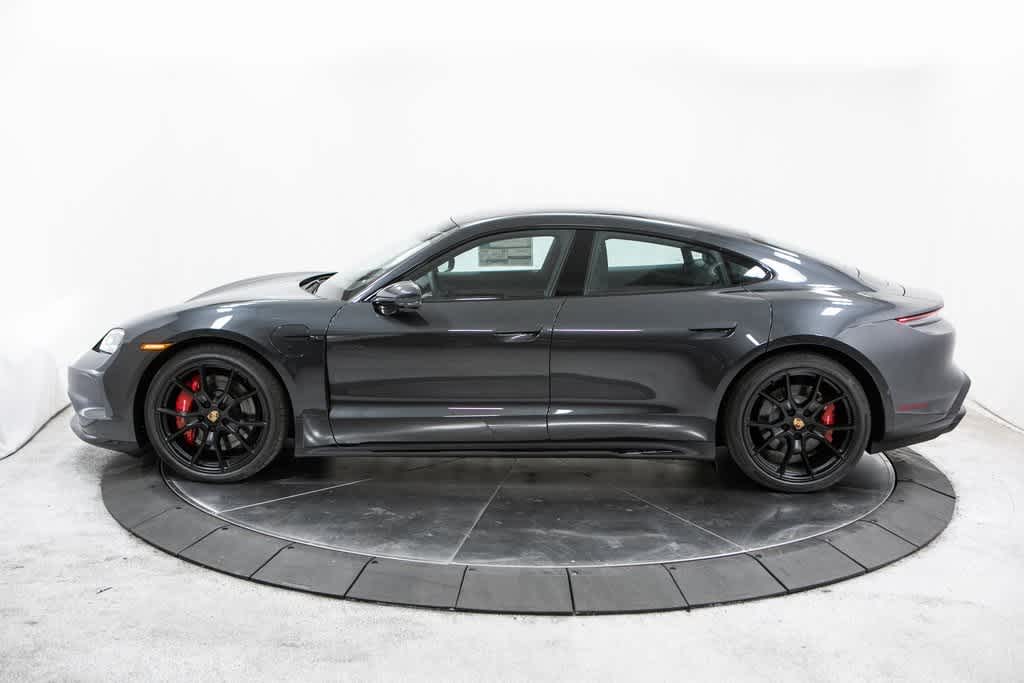 Thumbnail: 2025 Porsche Taycan - 2