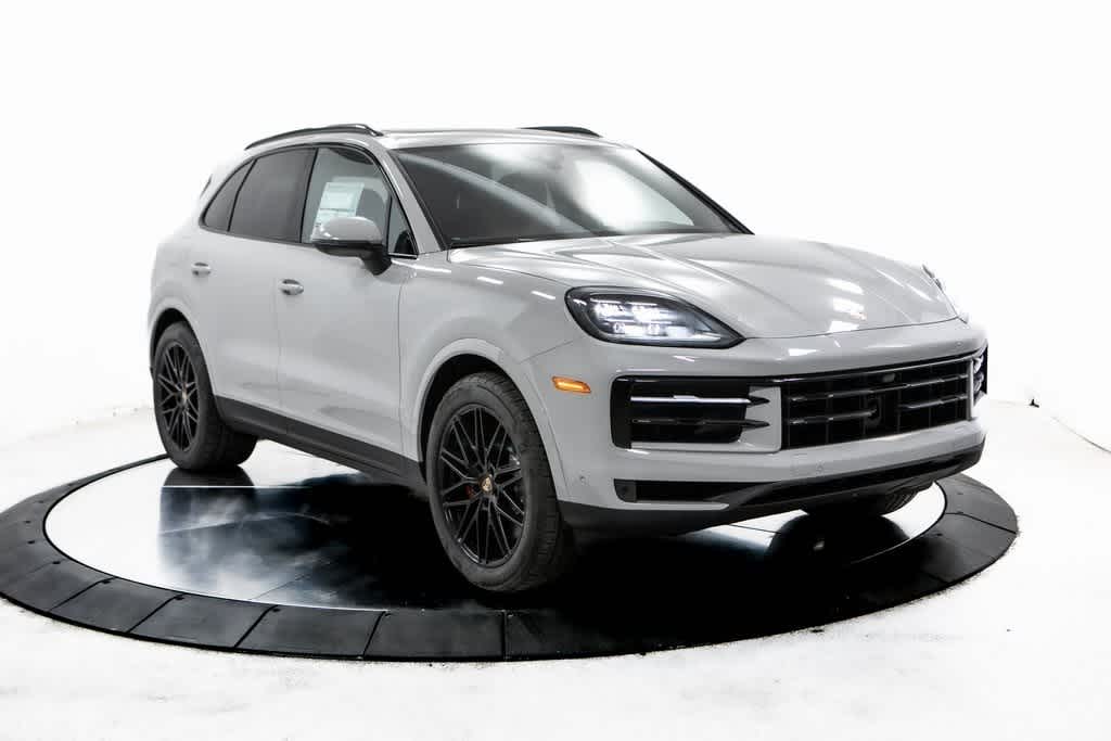 Thumbnail: 2025 Porsche Cayenne - 9