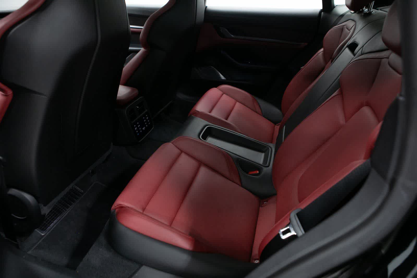 Thumbnail: 2020 Porsche Taycan - 27