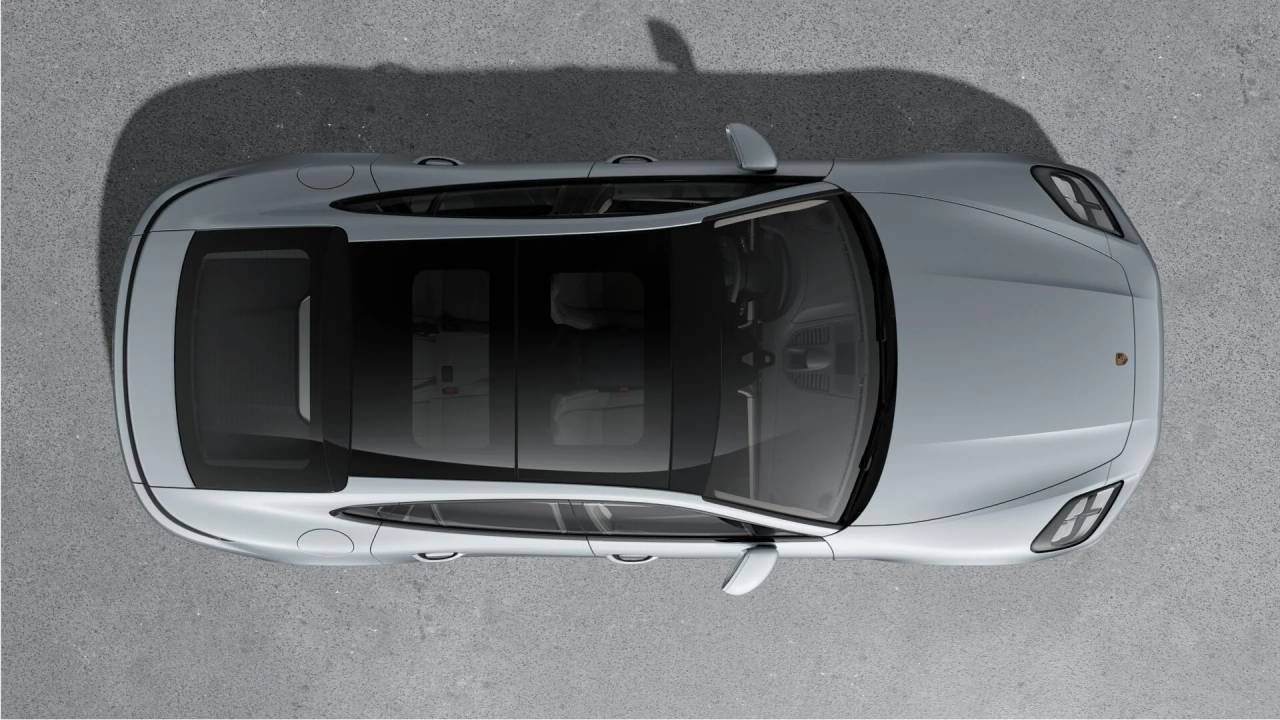 2026 Porsche Panamera E-Hybrid 4 photo 4