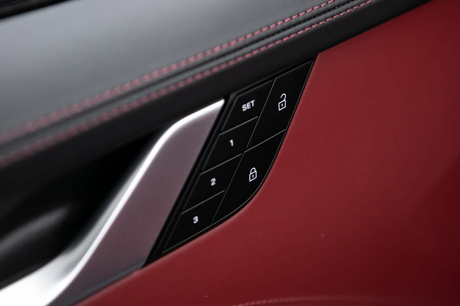 Thumbnail: 2023 Porsche 911 - 19