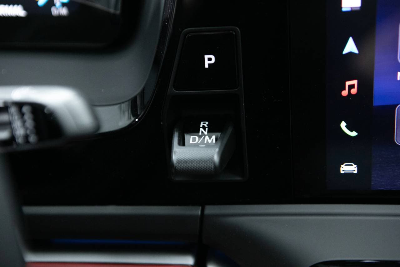 Thumbnail: 2026 Porsche Panamera - 31