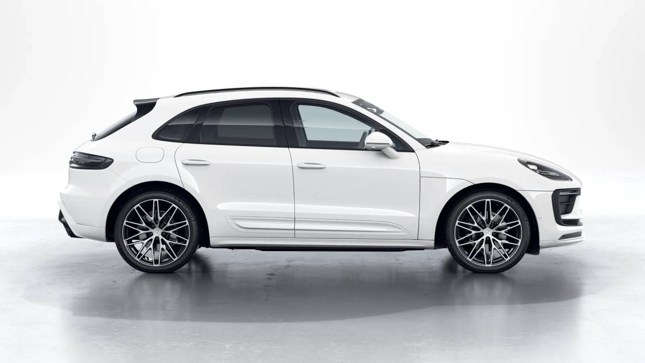 Thumbnail: 2026 Porsche Macan - 7