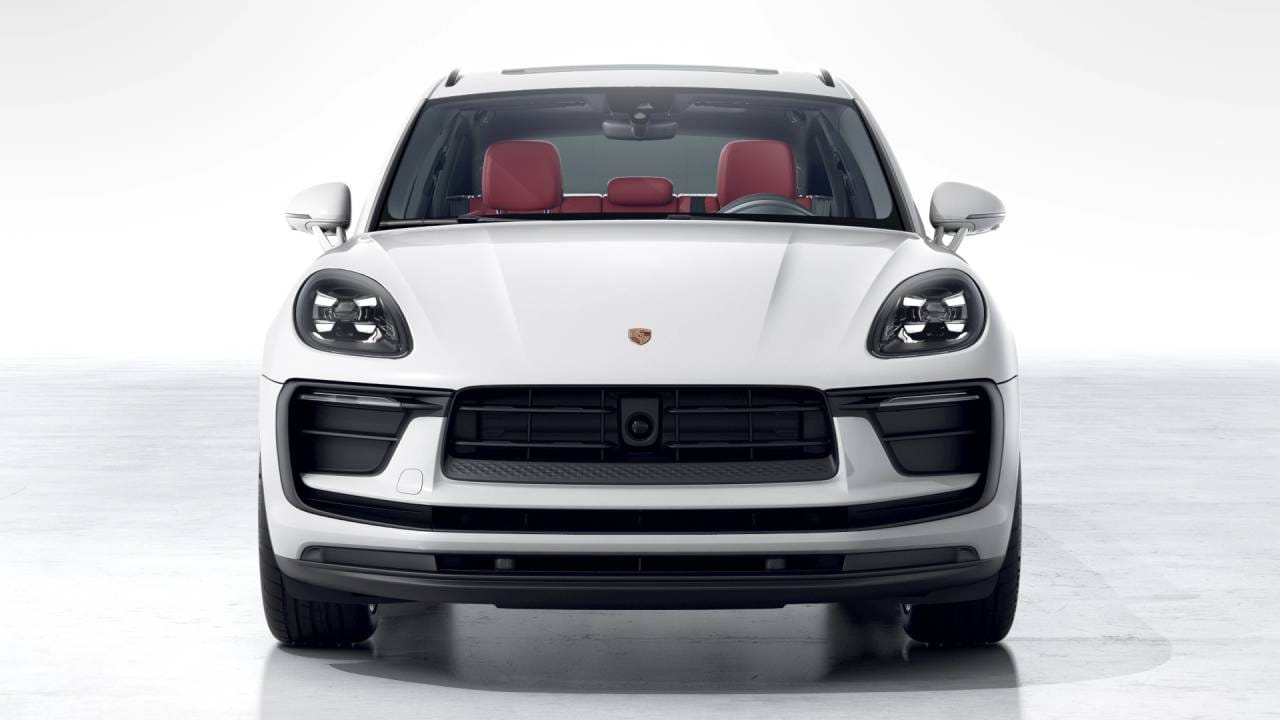 Thumbnail: 2026 Porsche Macan - 8