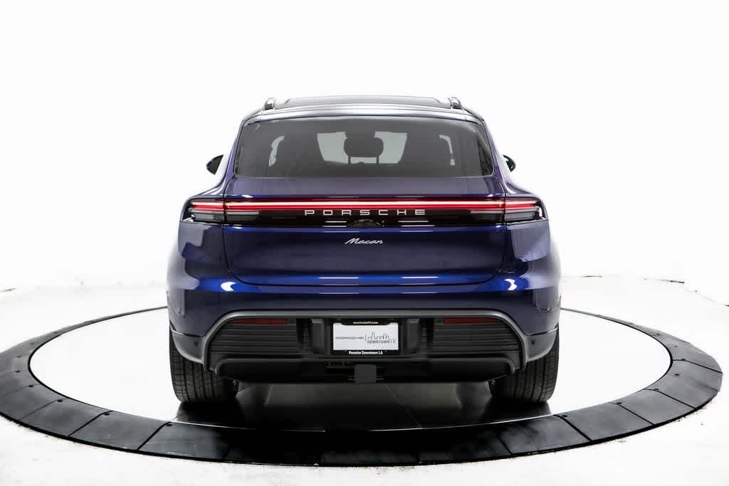 Thumbnail: 2025 Porsche Macan - 6