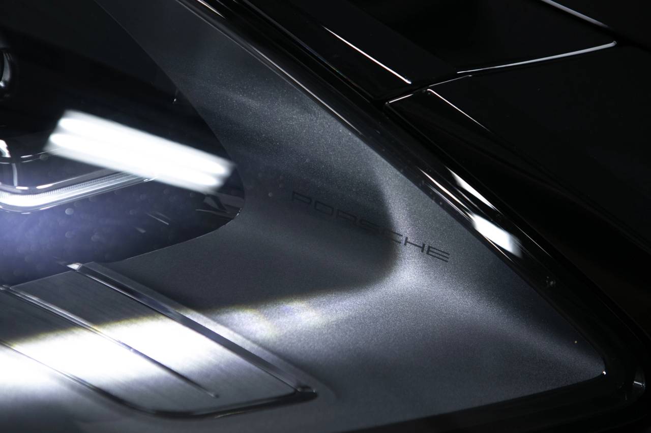 Thumbnail: 2026 Porsche Panamera - 13