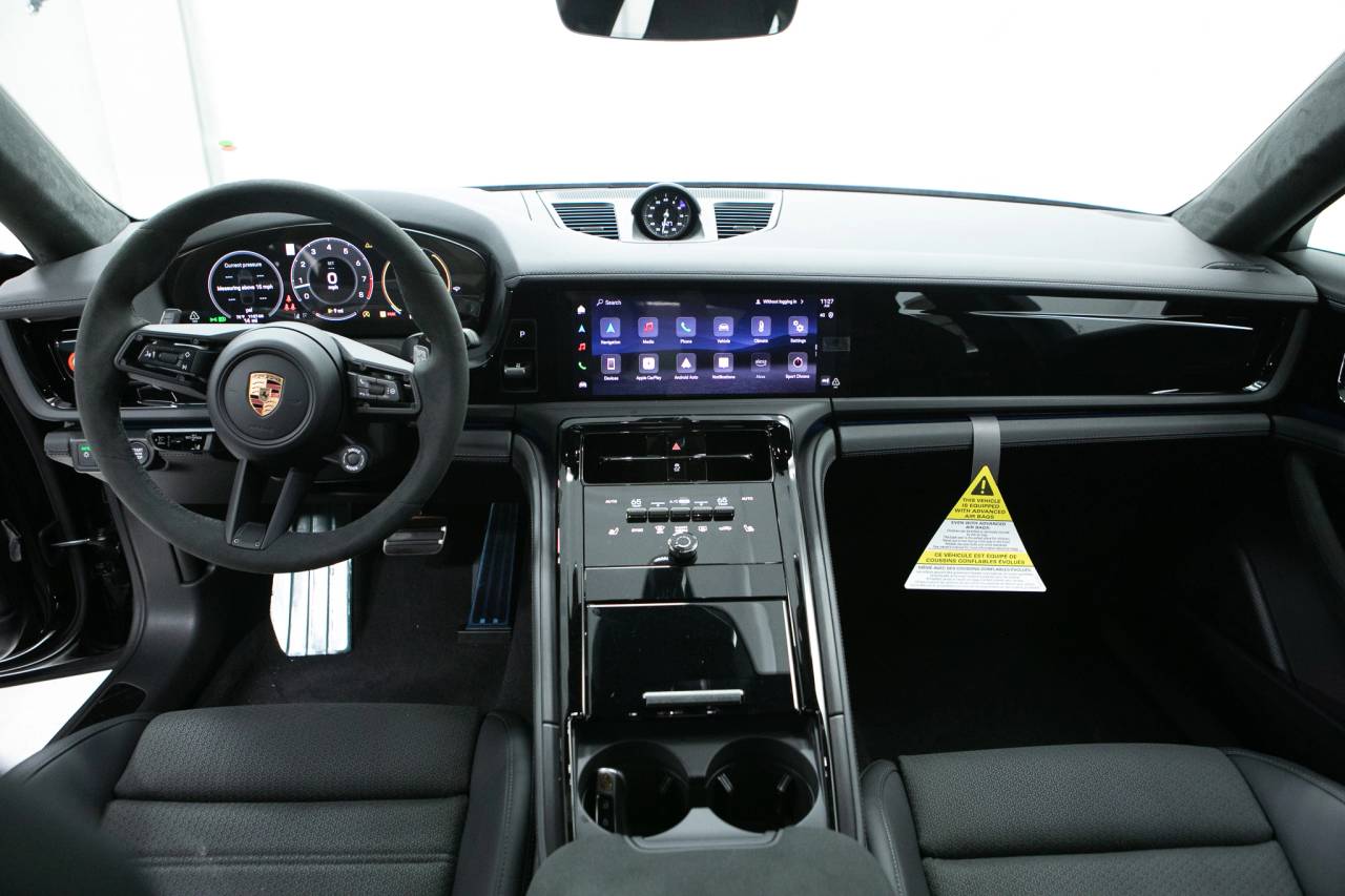 Thumbnail: 2026 Porsche Panamera - 20