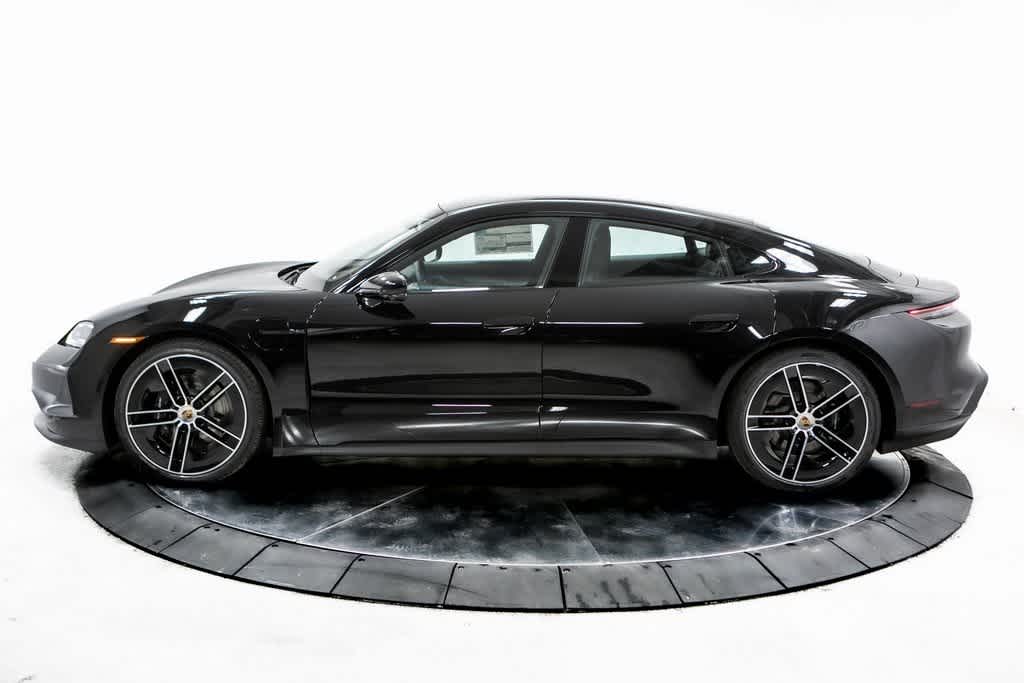Thumbnail: 2025 Porsche Taycan - 2