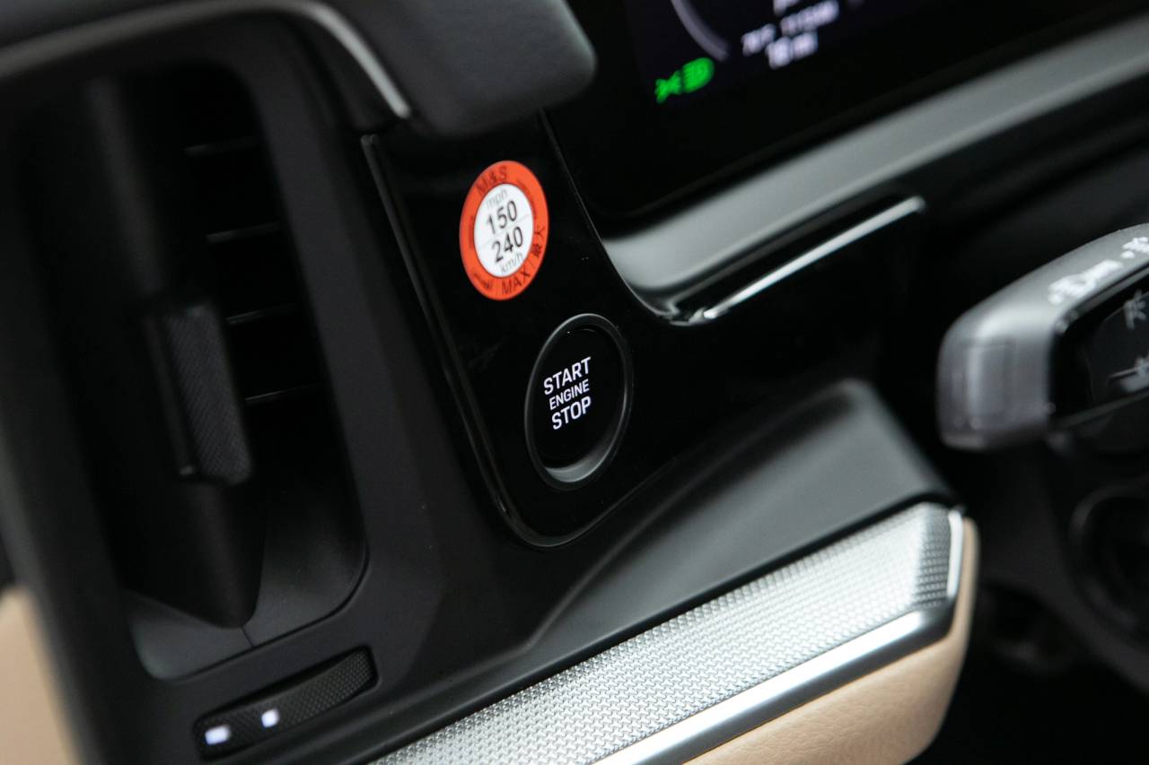 Thumbnail: 2026 Porsche  - 28