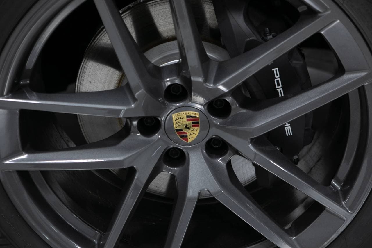 Thumbnail: 2026 Porsche Macan - 11