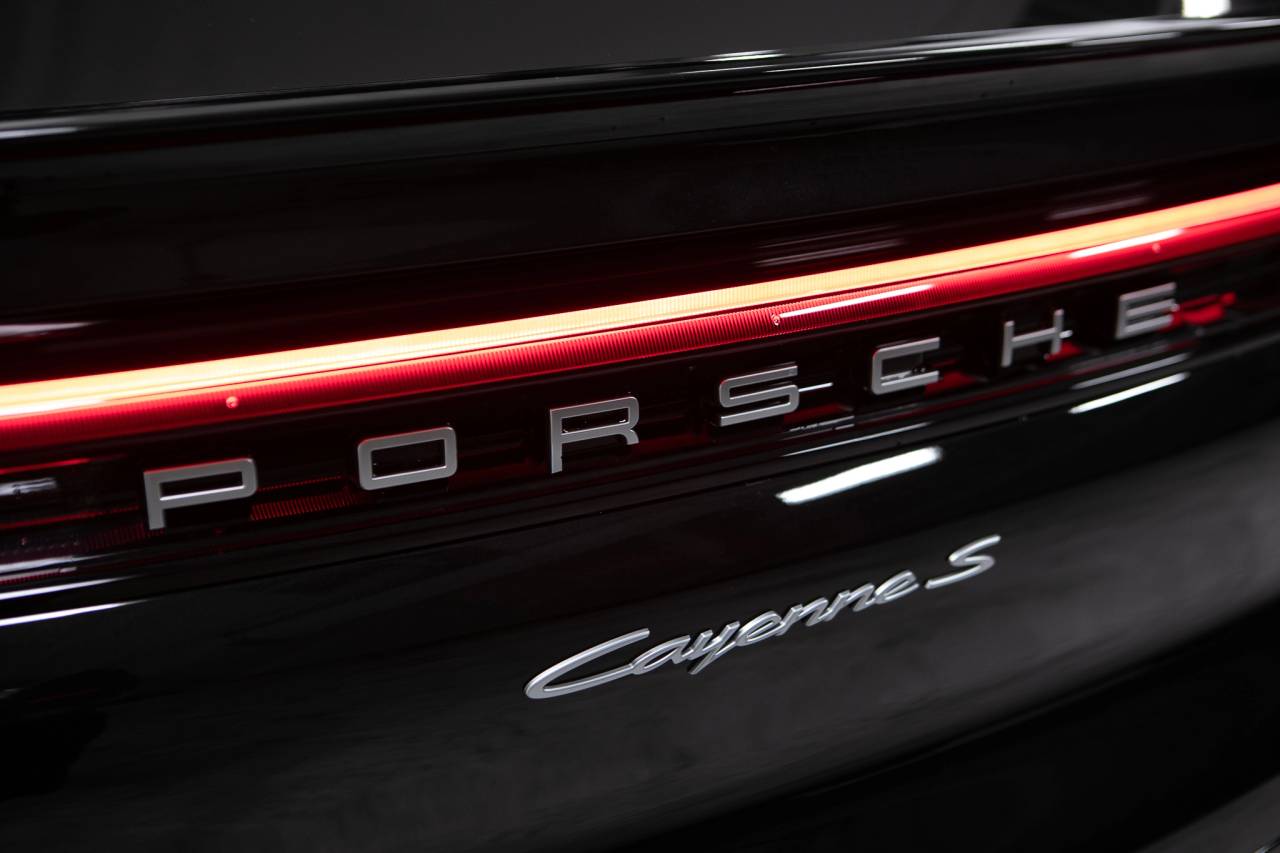 Thumbnail: 2026 Porsche  - 15