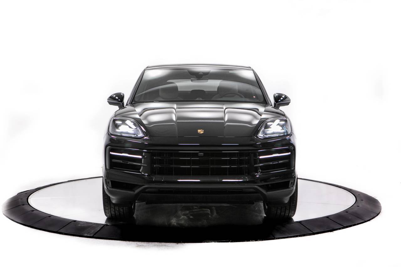 Thumbnail: 2026 Porsche  - 10