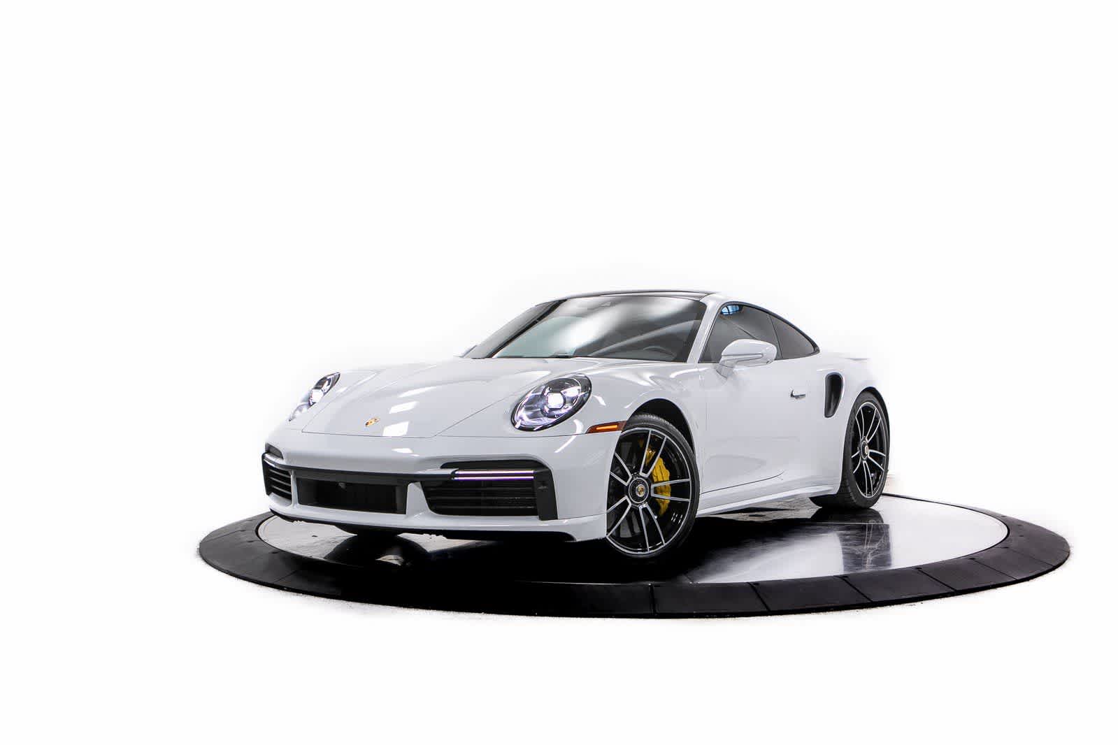 Thumbnail: 2021 Porsche 911 - 1