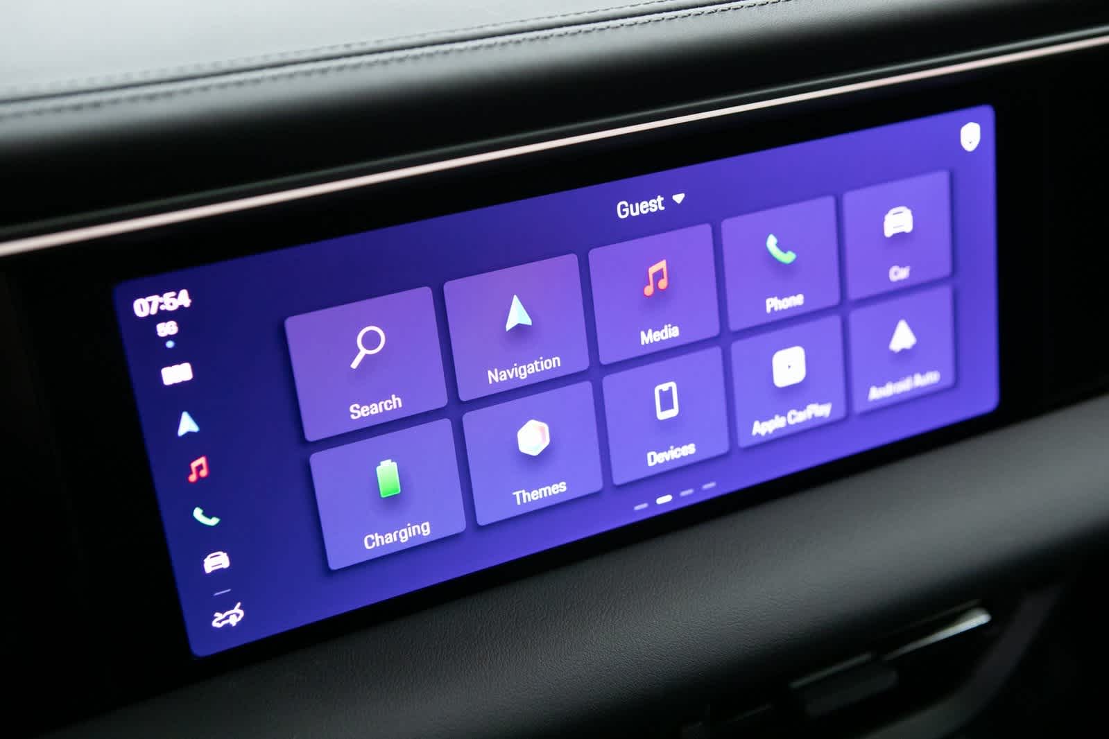 Thumbnail: 2025 Porsche Macan - 15