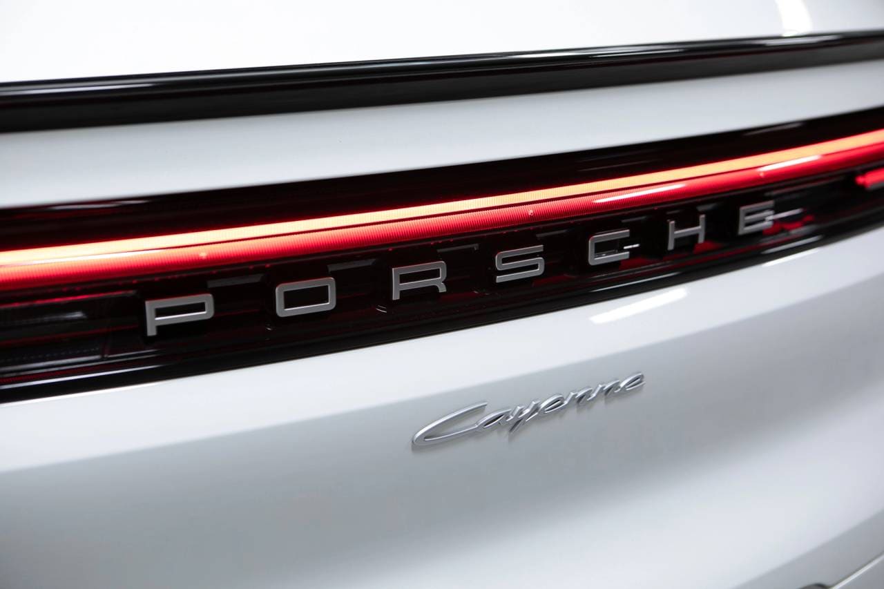 Thumbnail: 2026 Porsche  - 16