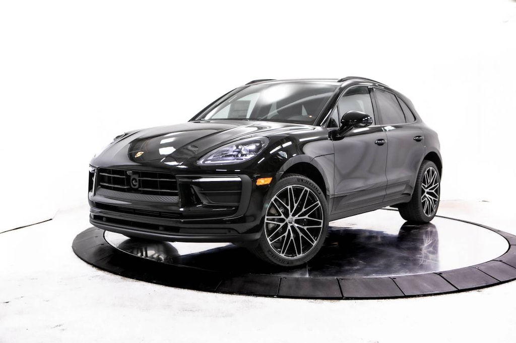 New 2026 Porsche Macan  SUV