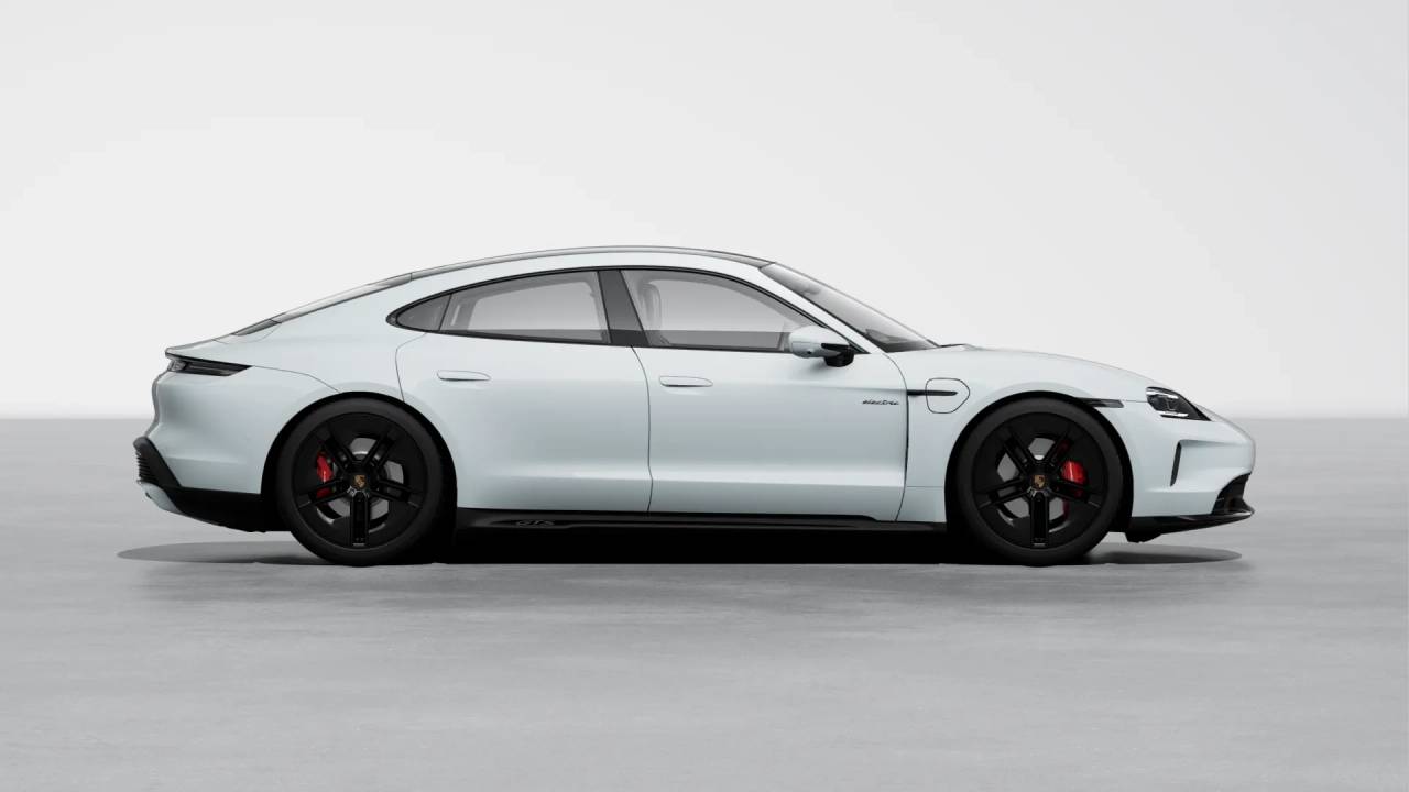 Thumbnail: 2026 Porsche Taycan - 7