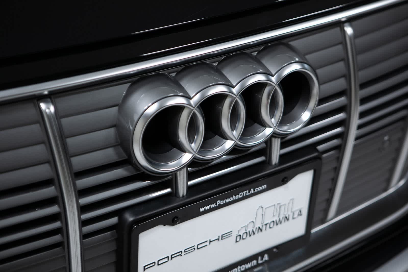 Thumbnail: 2022 Audi e-tron - 33