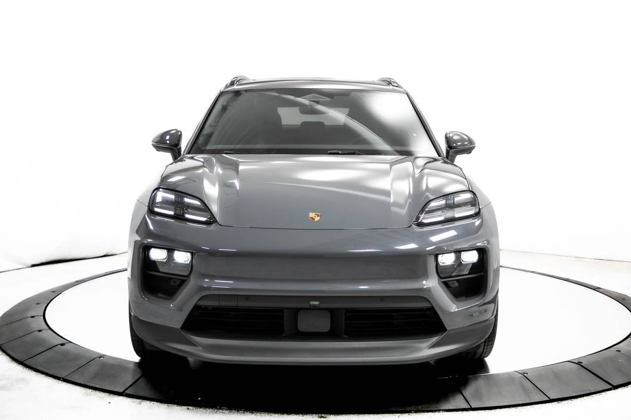 Thumbnail: 2025 Porsche Macan - 12