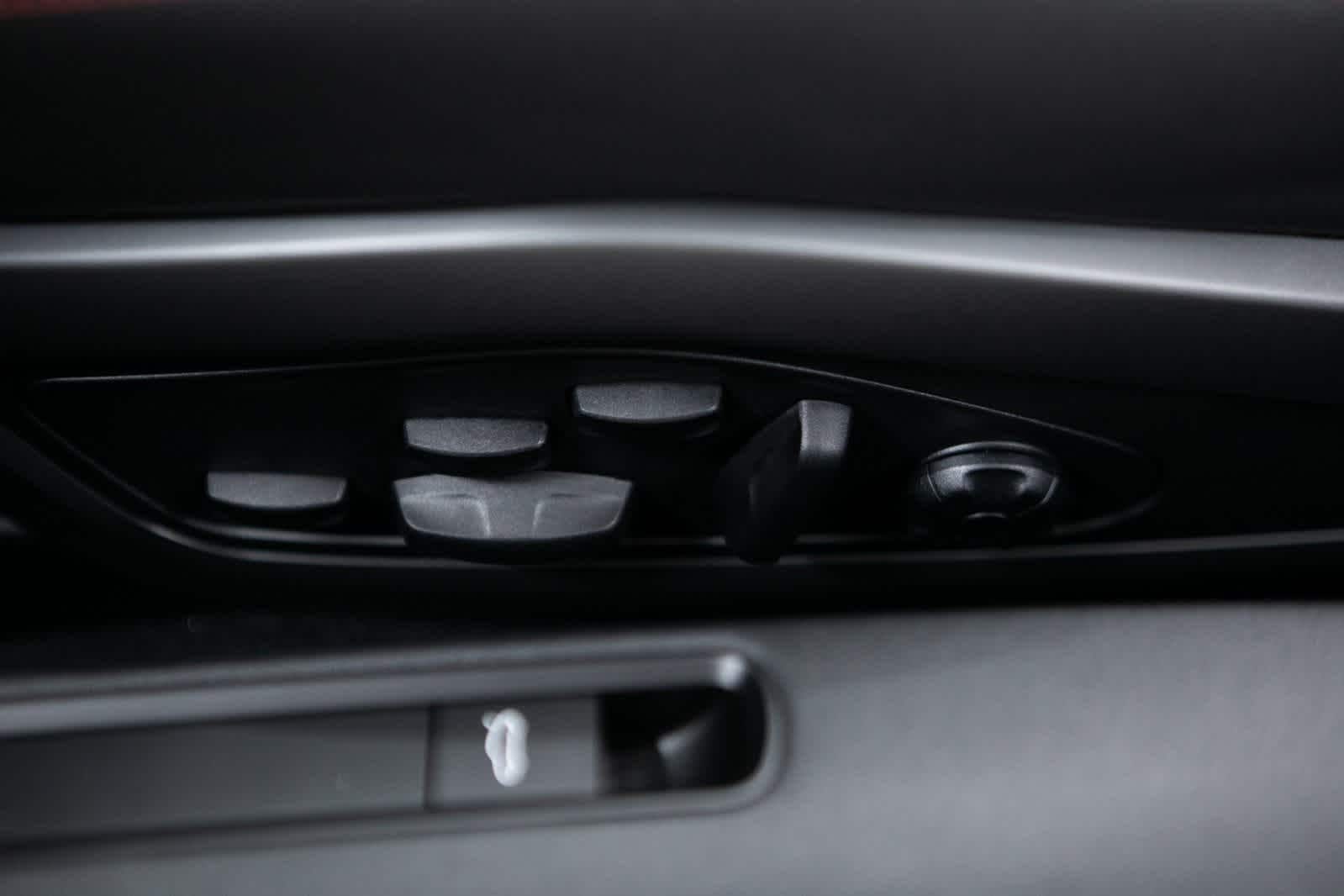 Thumbnail: 2024 Porsche 911 - 17