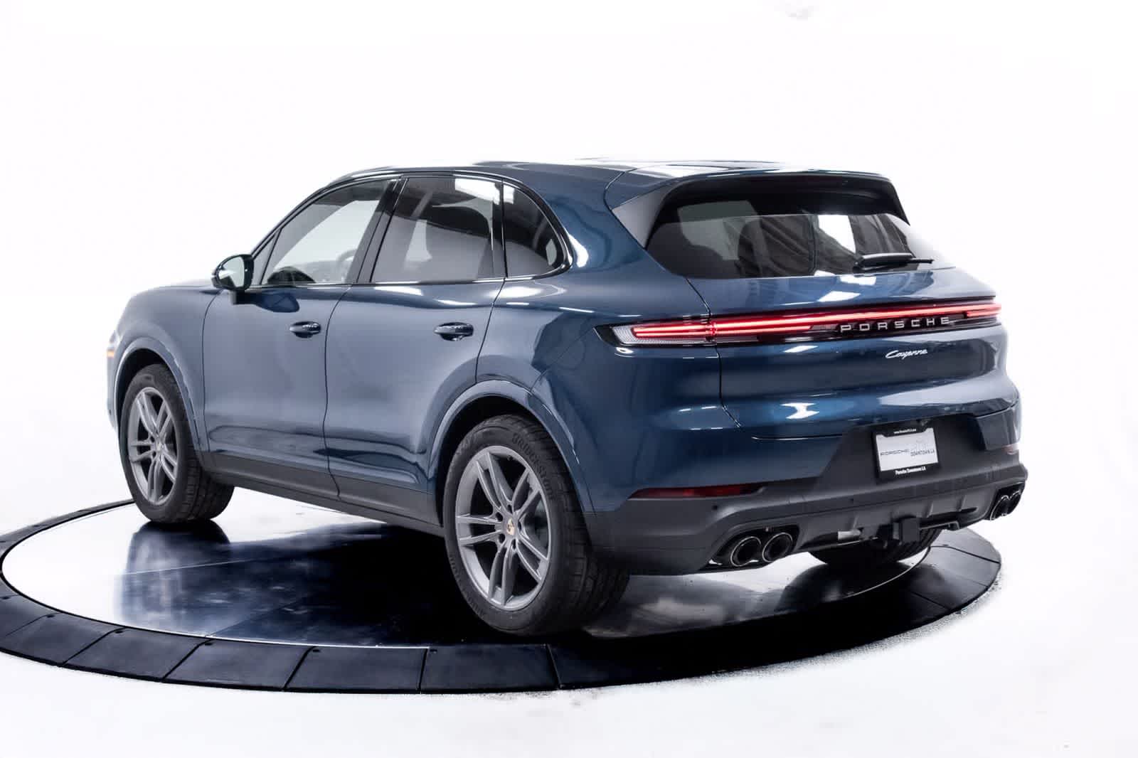 Thumbnail: 2025 Porsche Cayenne - 3