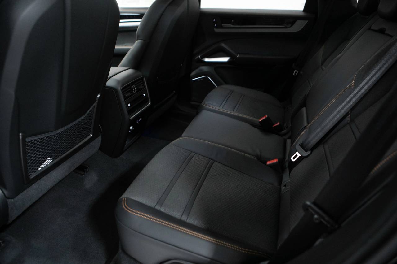 Thumbnail: 2026 Porsche Cayenne - 37