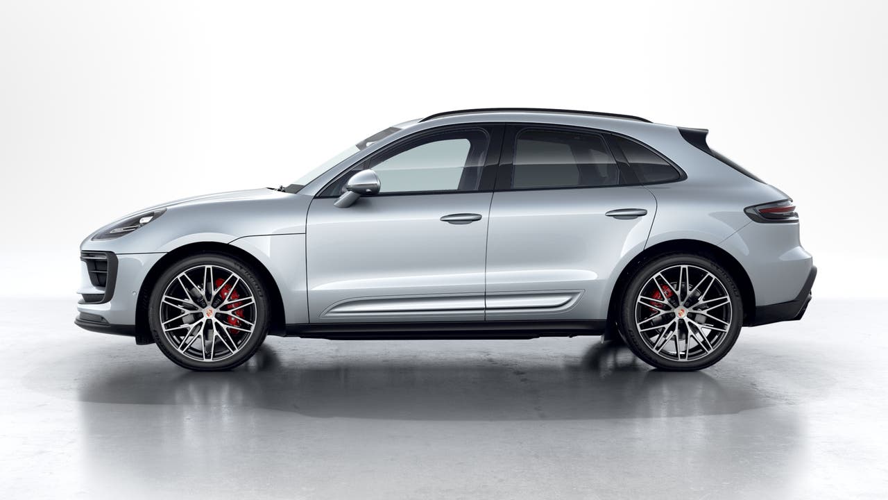 Thumbnail: 2026 Porsche Macan - 2