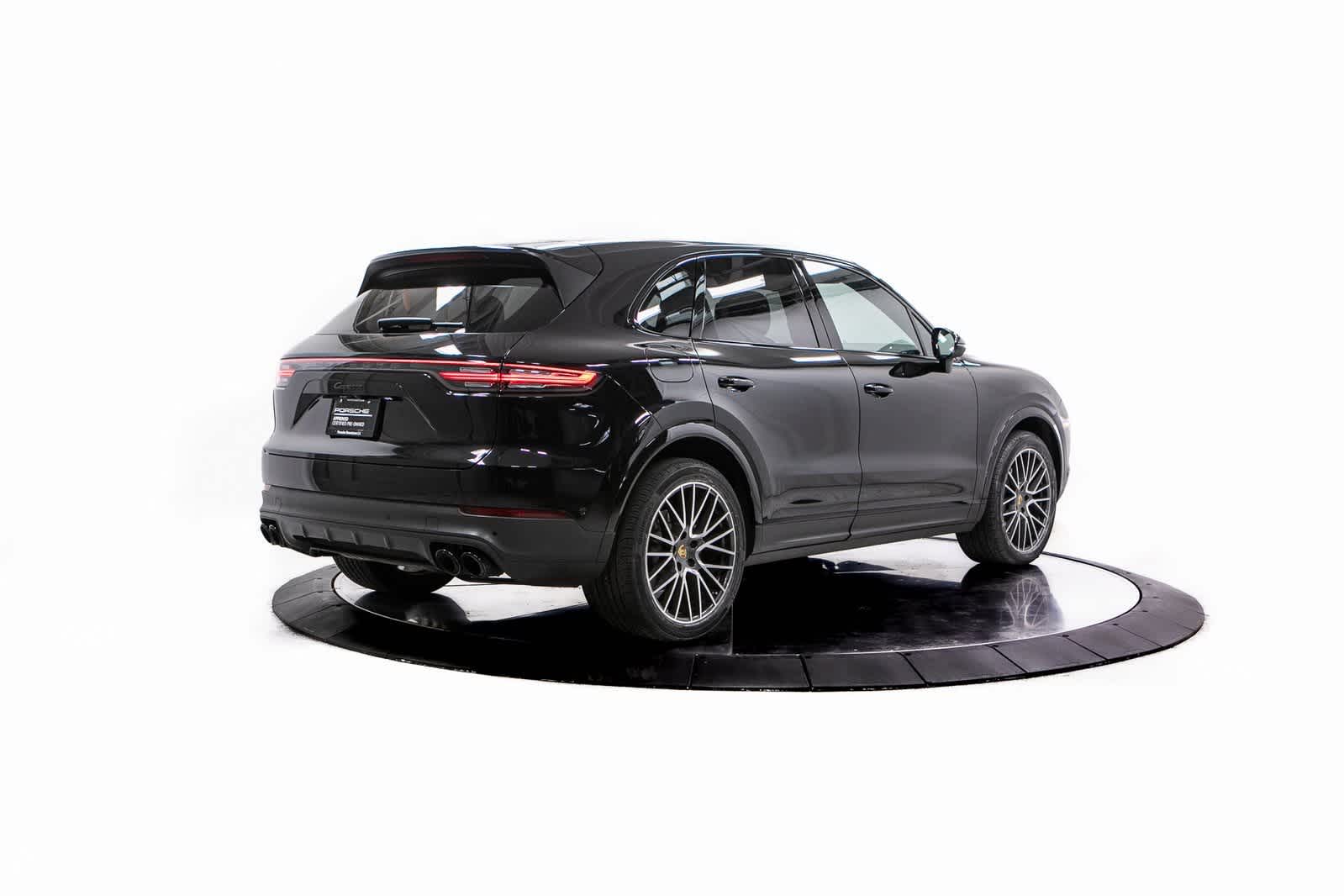 Thumbnail: 2023 Porsche Cayenne - 7