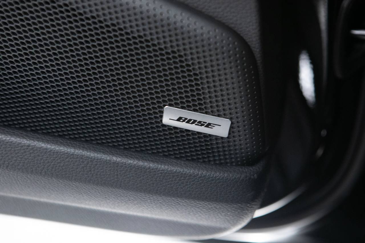 Thumbnail: 2026 Porsche Panamera - 31