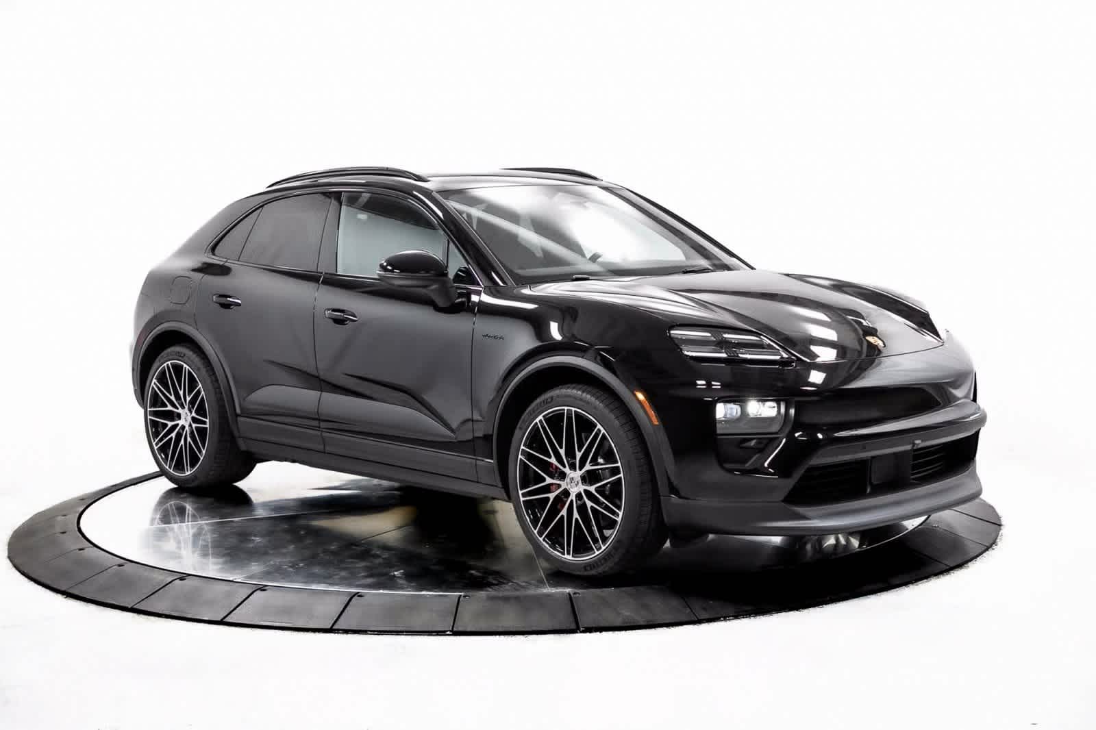 Thumbnail: 2025 Porsche Macan - 9